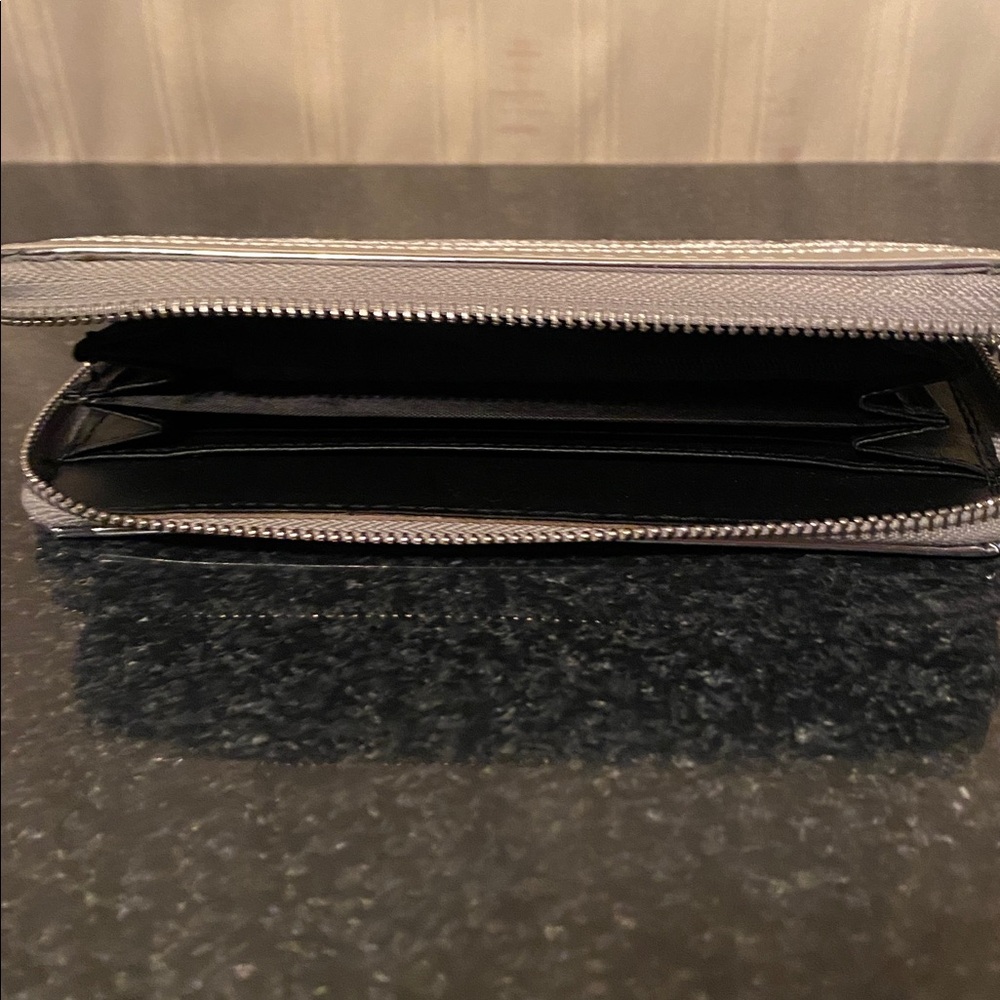 Silver Metallic Wallet - Picture 4 of 6